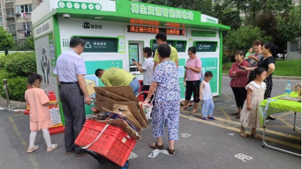 貓先生智能垃圾分類，垃圾分類房生產(chǎn)廠家，廢品回收站價(jià)格